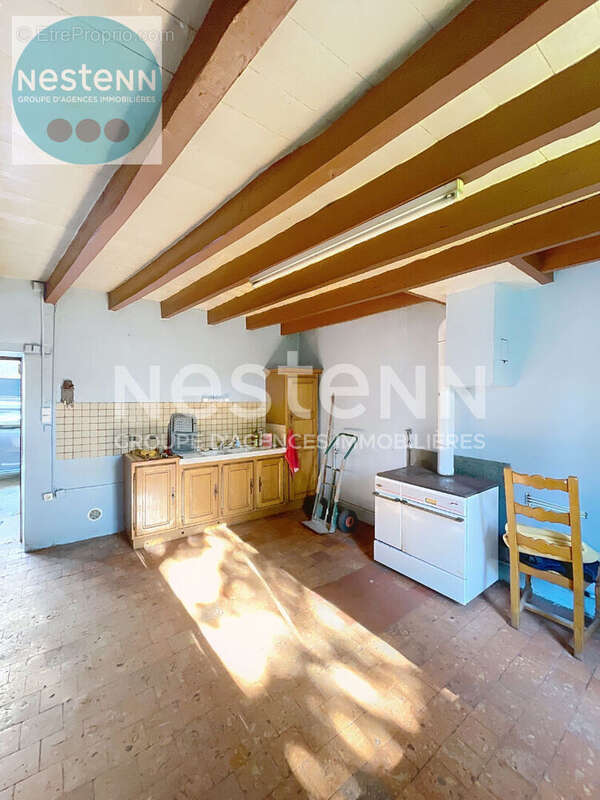 Maison à LA CHAUSSEE-SAINT-VICTOR