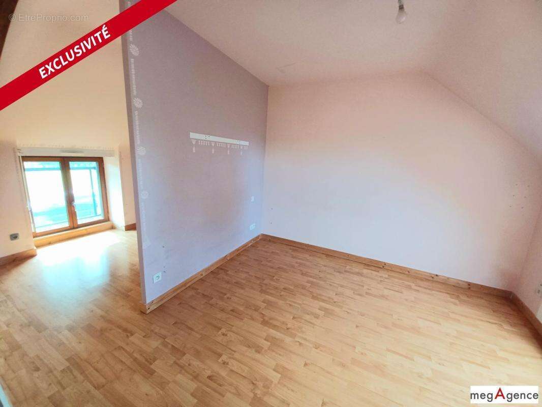 Maison à SAINT-BRICE-EN-COGLES