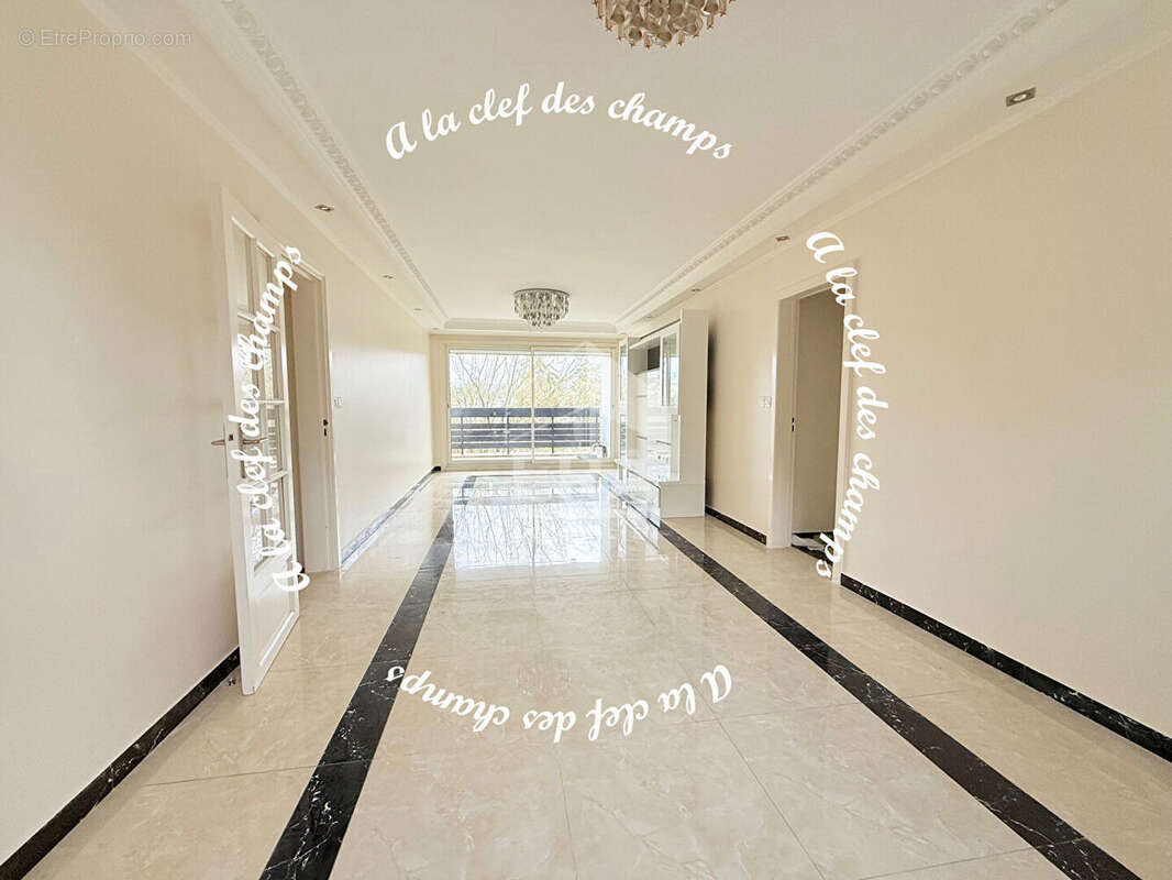 Appartement à GIF-SUR-YVETTE