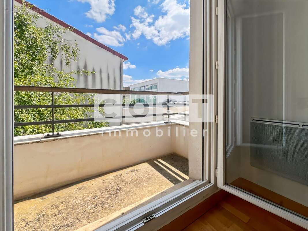 Appartement à COLOMBES