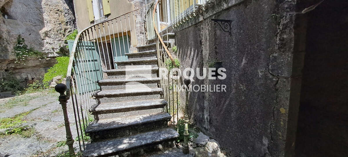 Maison à LE CAYLAR