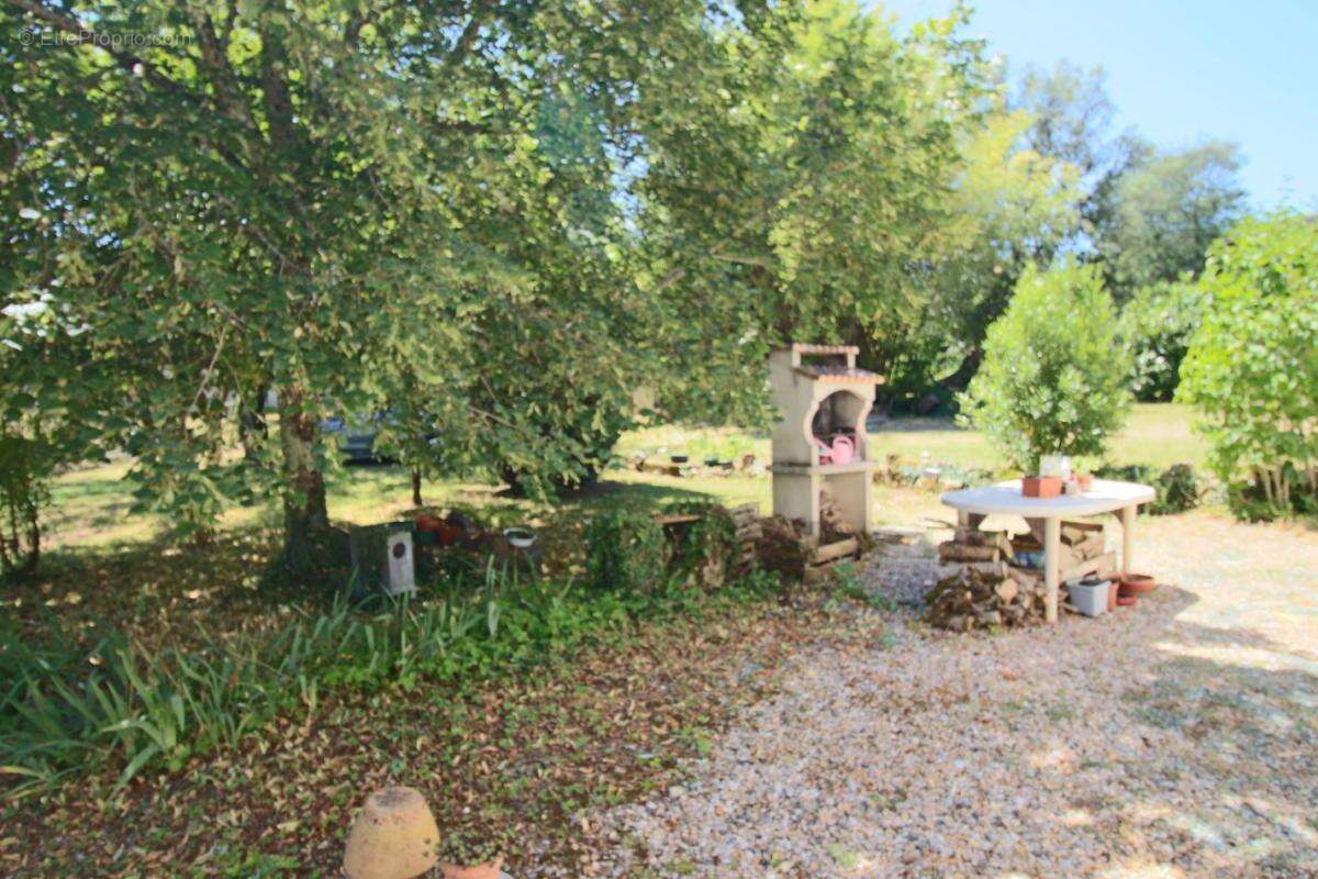 Maison à PUY-L'EVEQUE