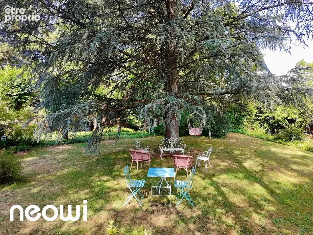 Maison de maître de 165 m² avec grange, piscine biologique et parc arboré - photo 4