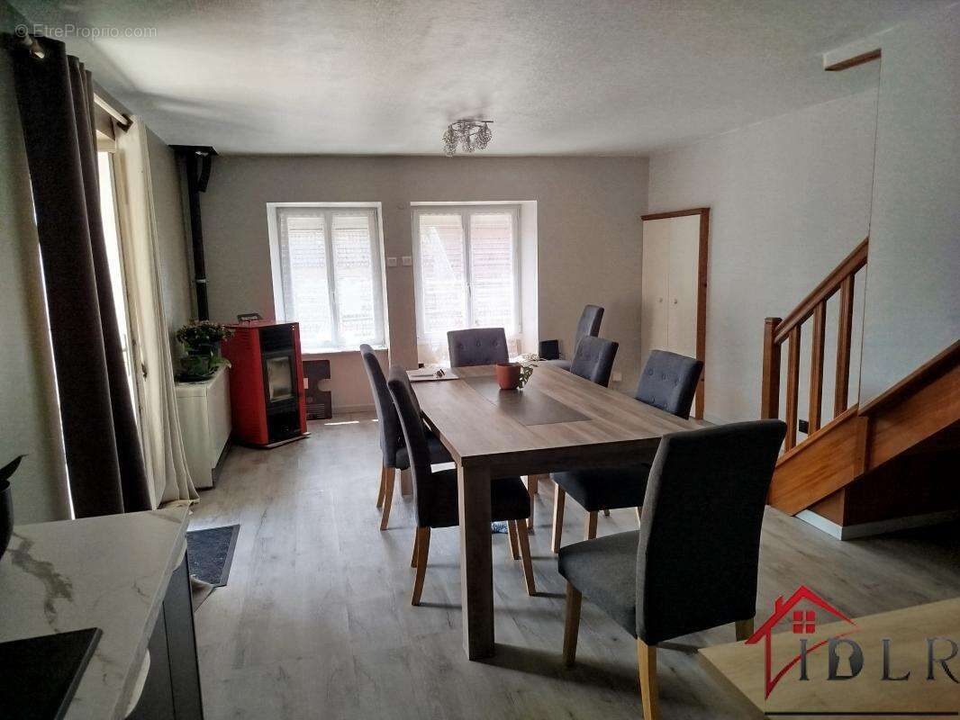 Maison à CHALINDREY