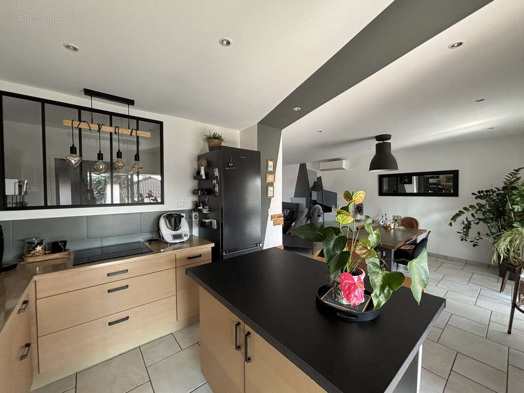 Maison à BEAUMONT-LES-VALENCE