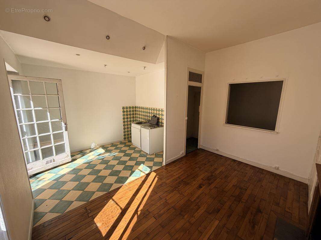 Appartement à LYON-8E