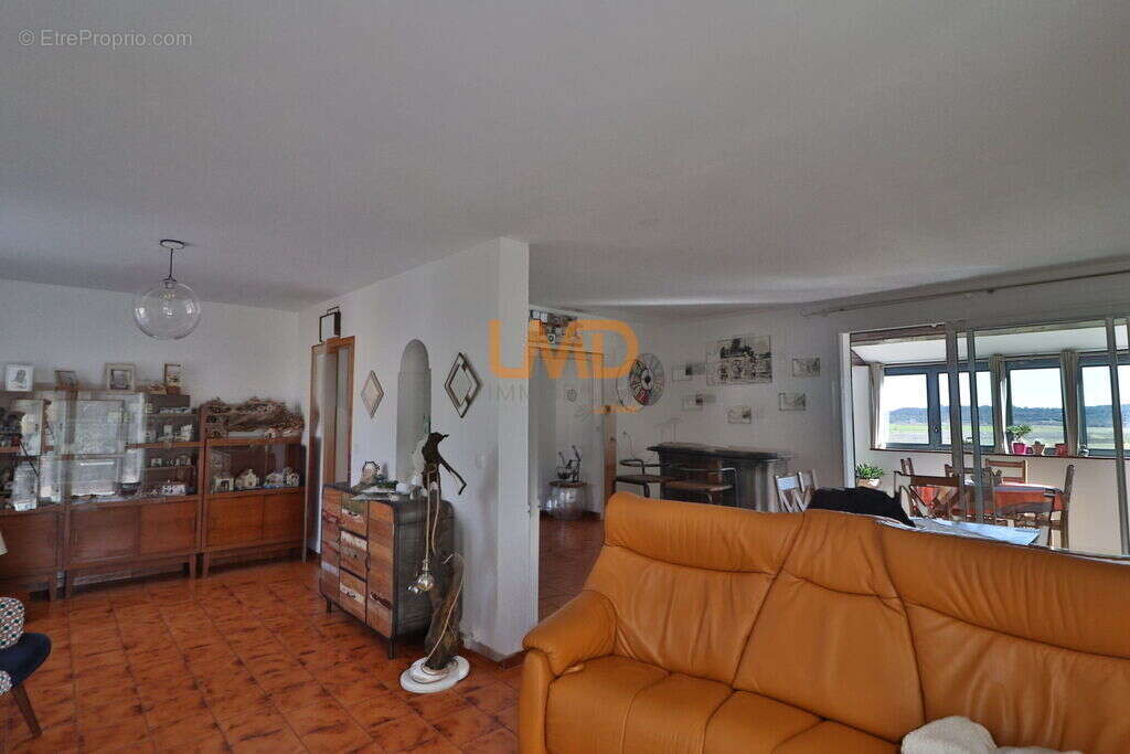 Maison à ASPERES