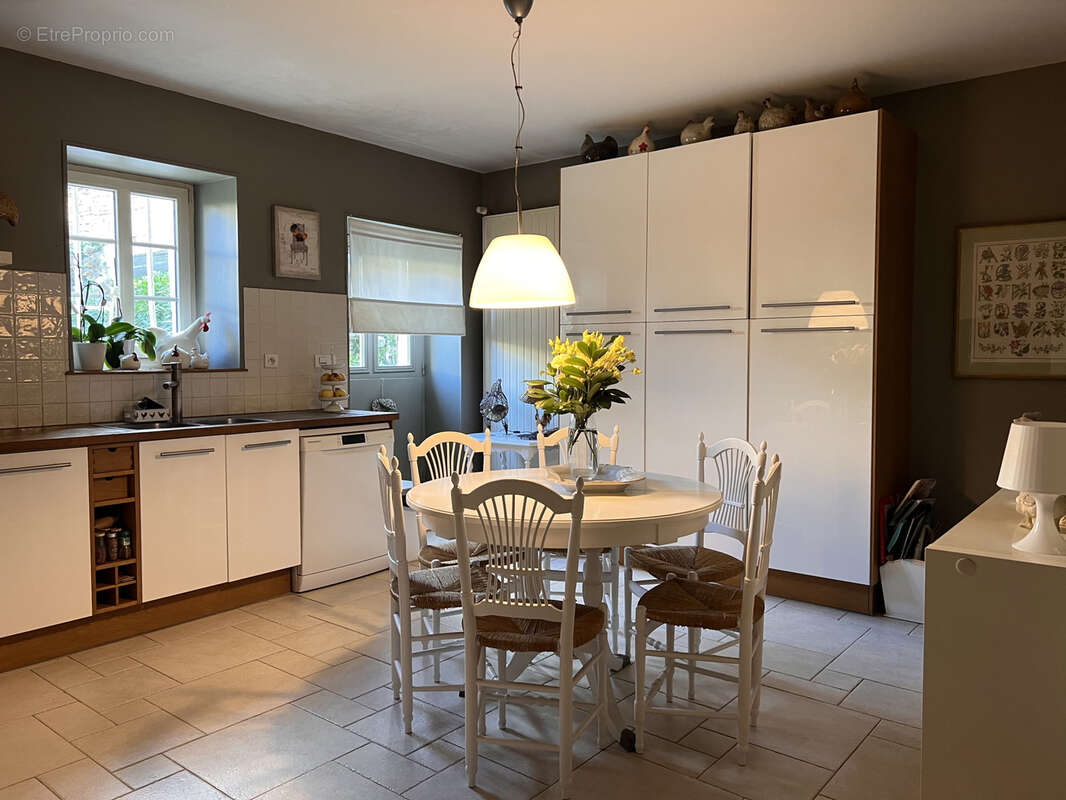 Maison à FLEUREY-SUR-OUCHE