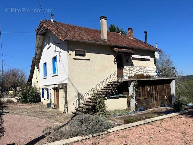 Maison à ABJAT-SUR-BANDIAT