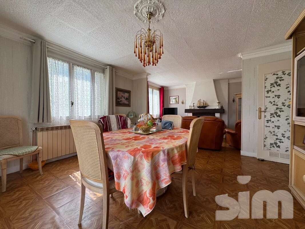 Maison à MONTFERMEIL