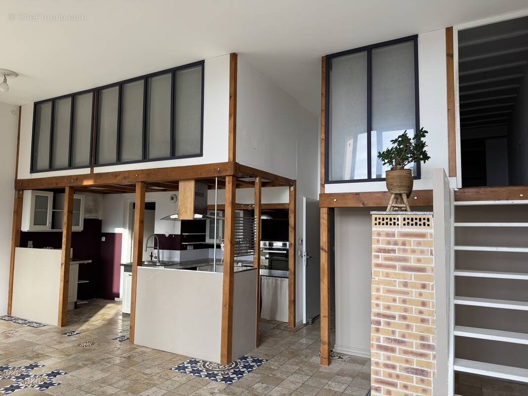 Appartement à HELLEMMES-LILLE