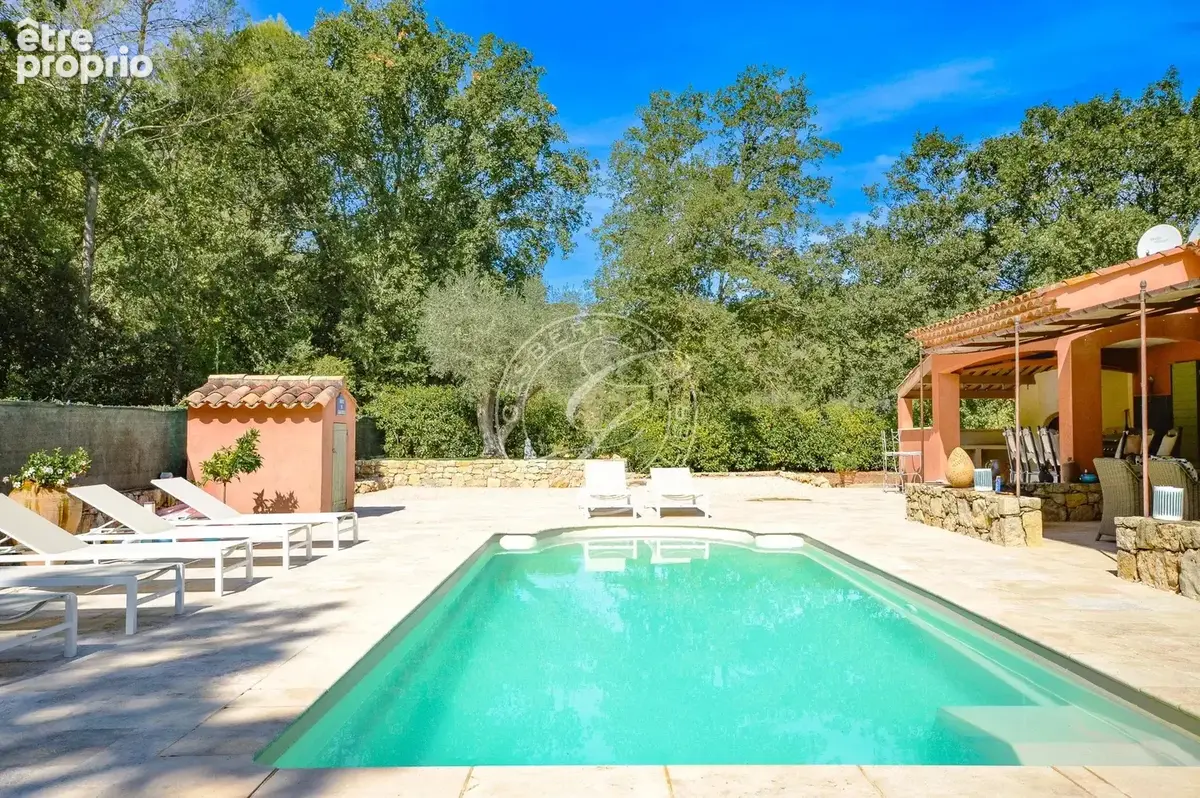 SAINT ANTONIN DU VAR superbe villa de plain pied avec piscine - photo 3