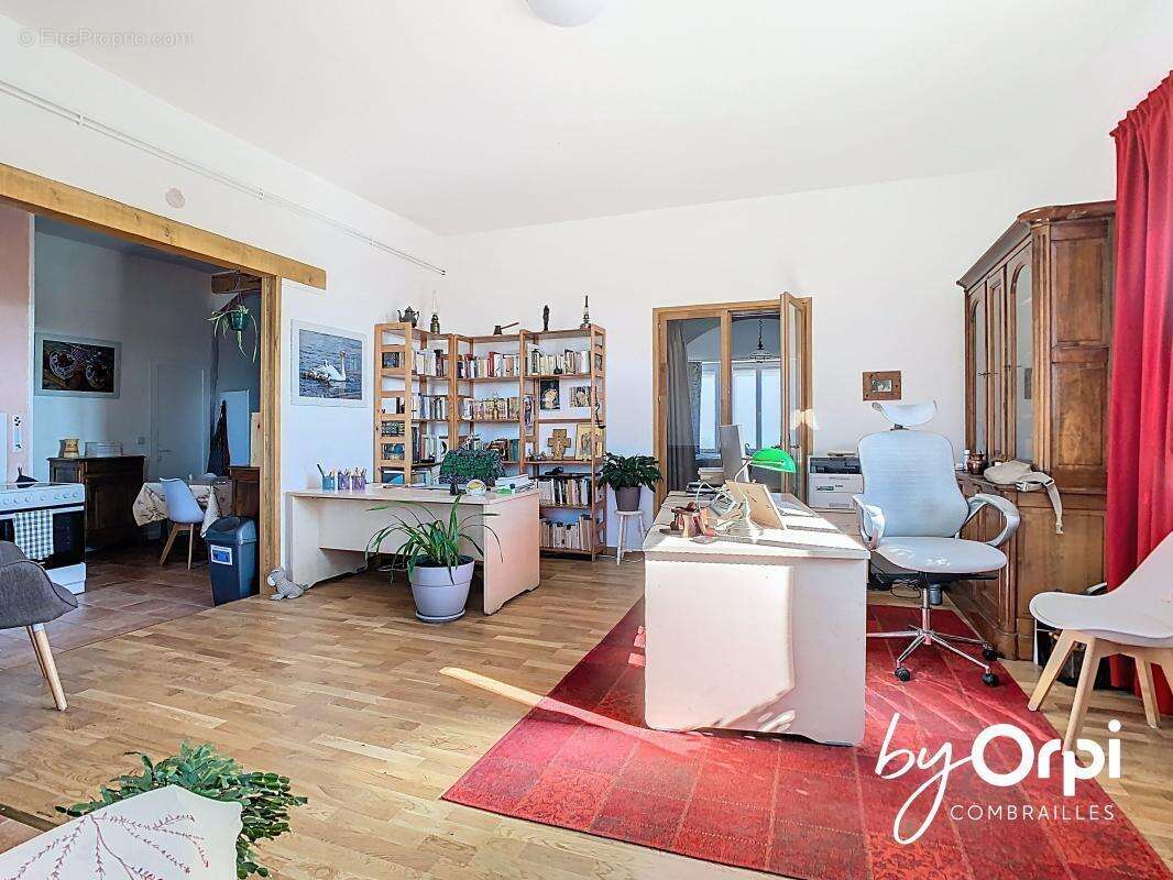 Maison à SAINT-MAURICE-PRES-PIONSAT