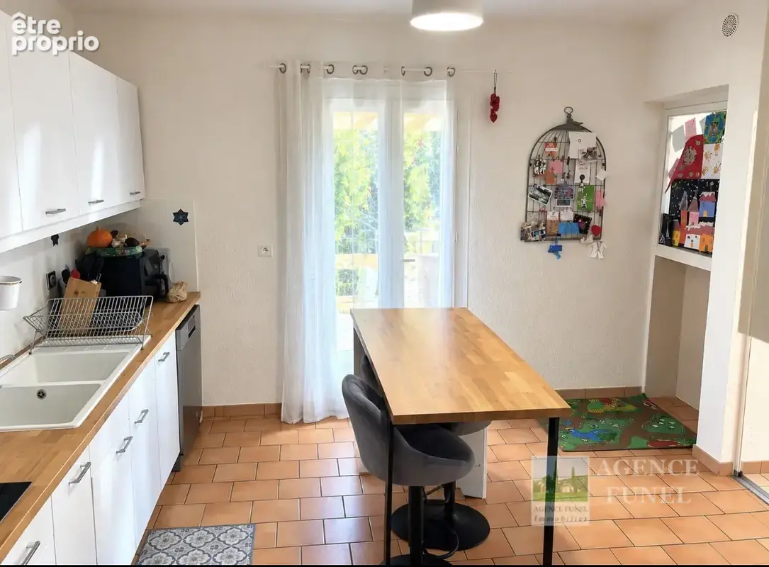 St Valier-de-Thiey - Villa Individuelle 3 Chambres Double Garage (50 m2) Terrain 1.552 m2 - photo 13