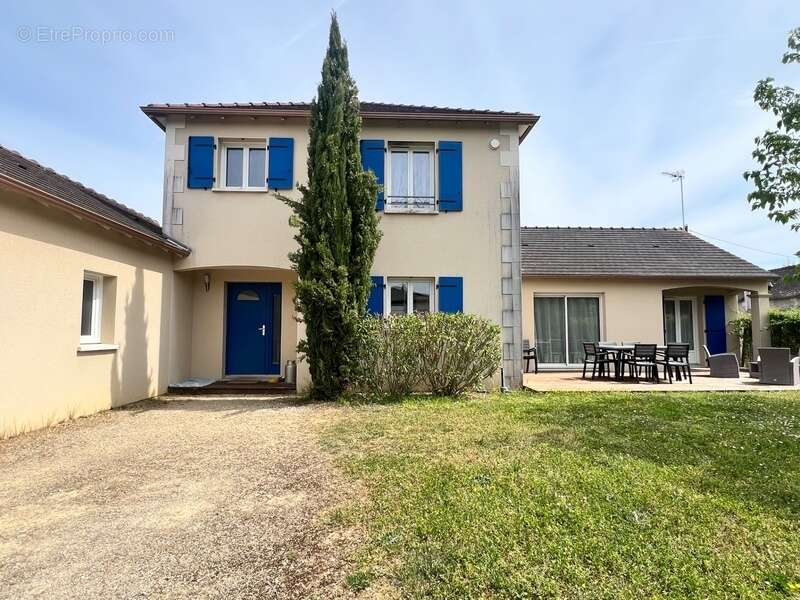 Maison à CHATELLERAULT
