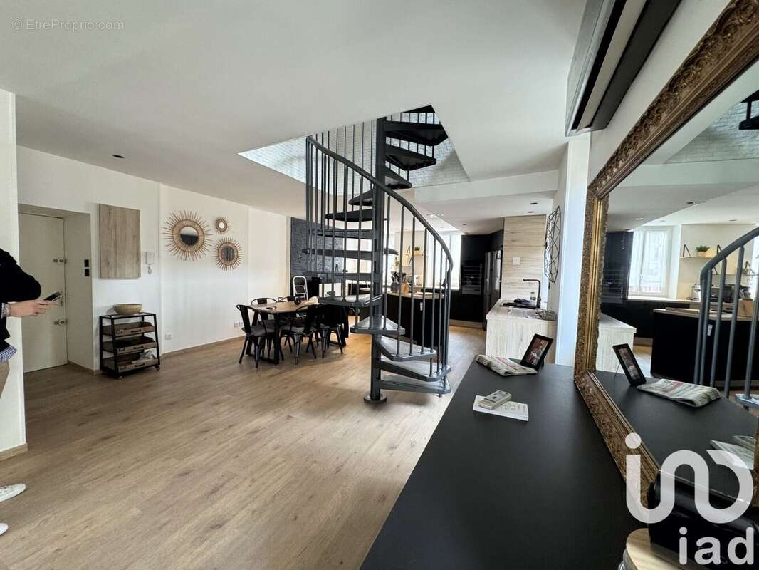 Photo 2 - Appartement à CHALON-SUR-SAONE