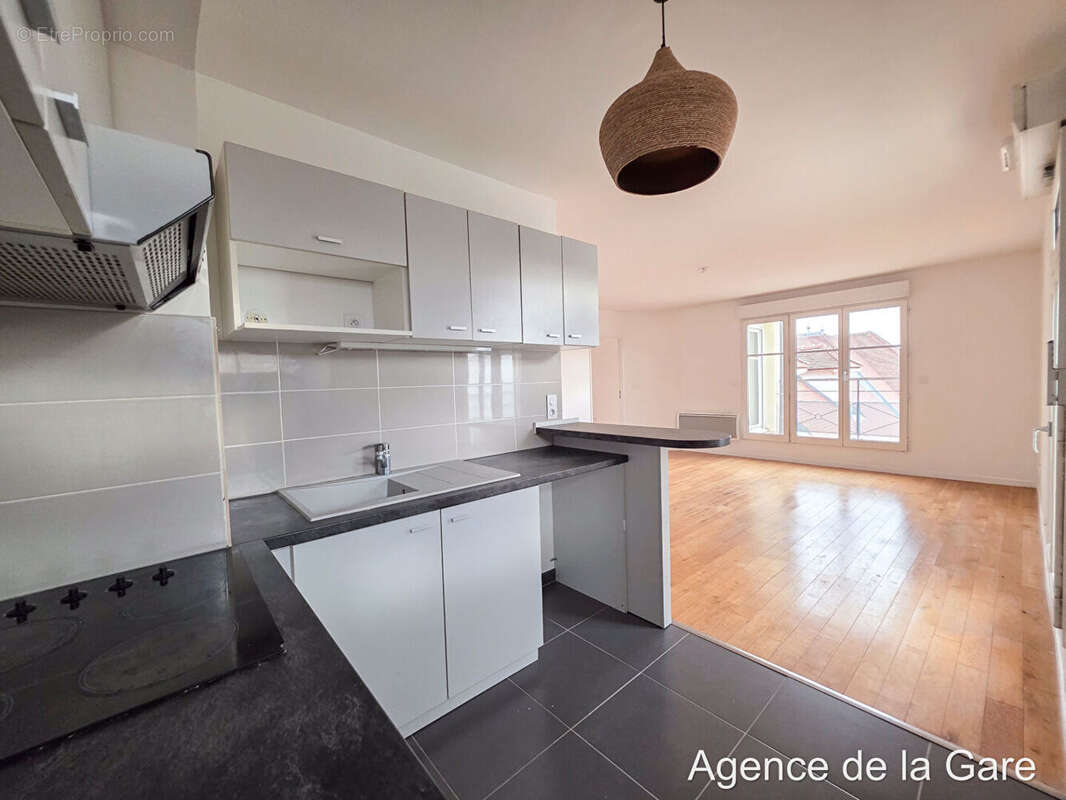 Appartement à MAISONS-LAFFITTE