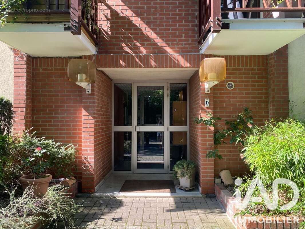 Photo 2 - Appartement à ROUBAIX