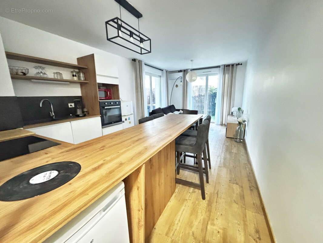 Appartement à SAINT-FONS