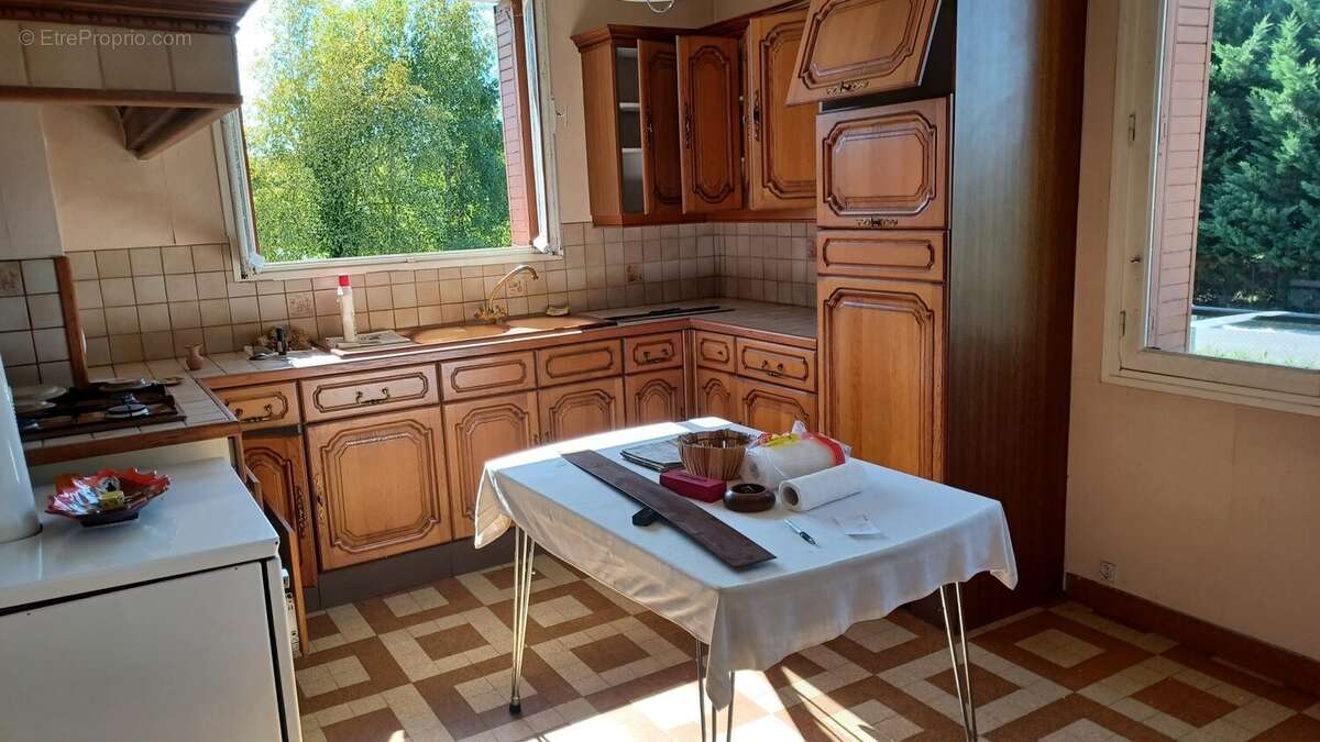 Maison à CONTRES