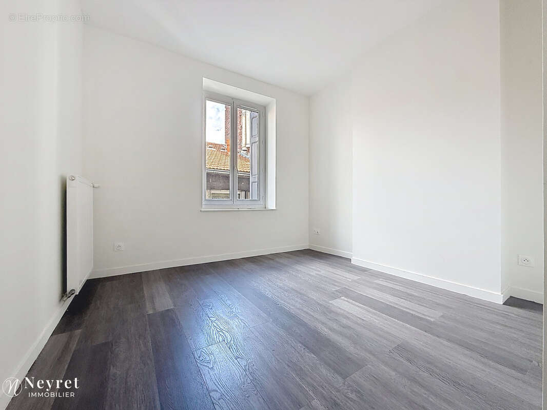 Appartement à SAINT-ETIENNE