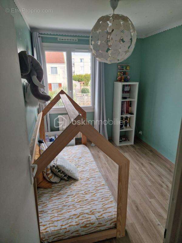 Maison à CLAYE-SOUILLY