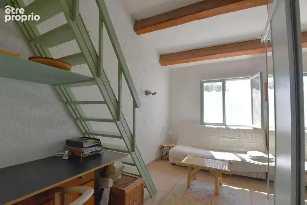 Villa de caractère avec 4 chambres et piscine terrain de 2095 m² - photo 10