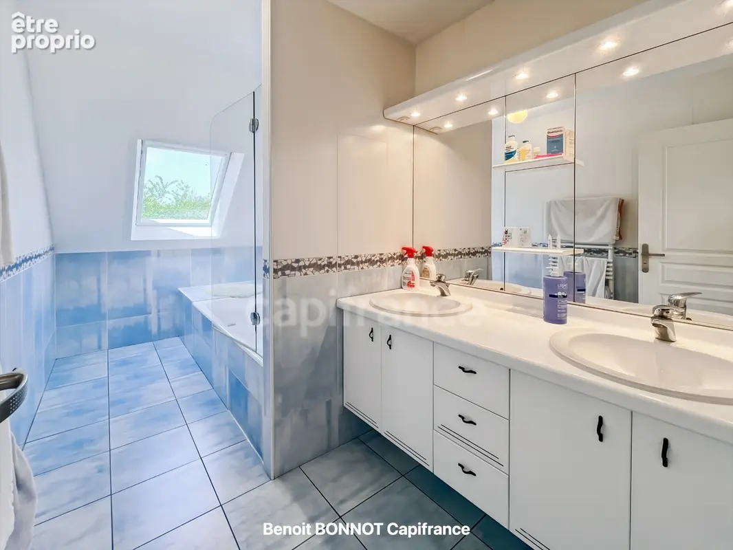 PLEUVEN – Maison familiale de 230 m² avec 6 chambres, suite parentale et espace indépendant - photo 15