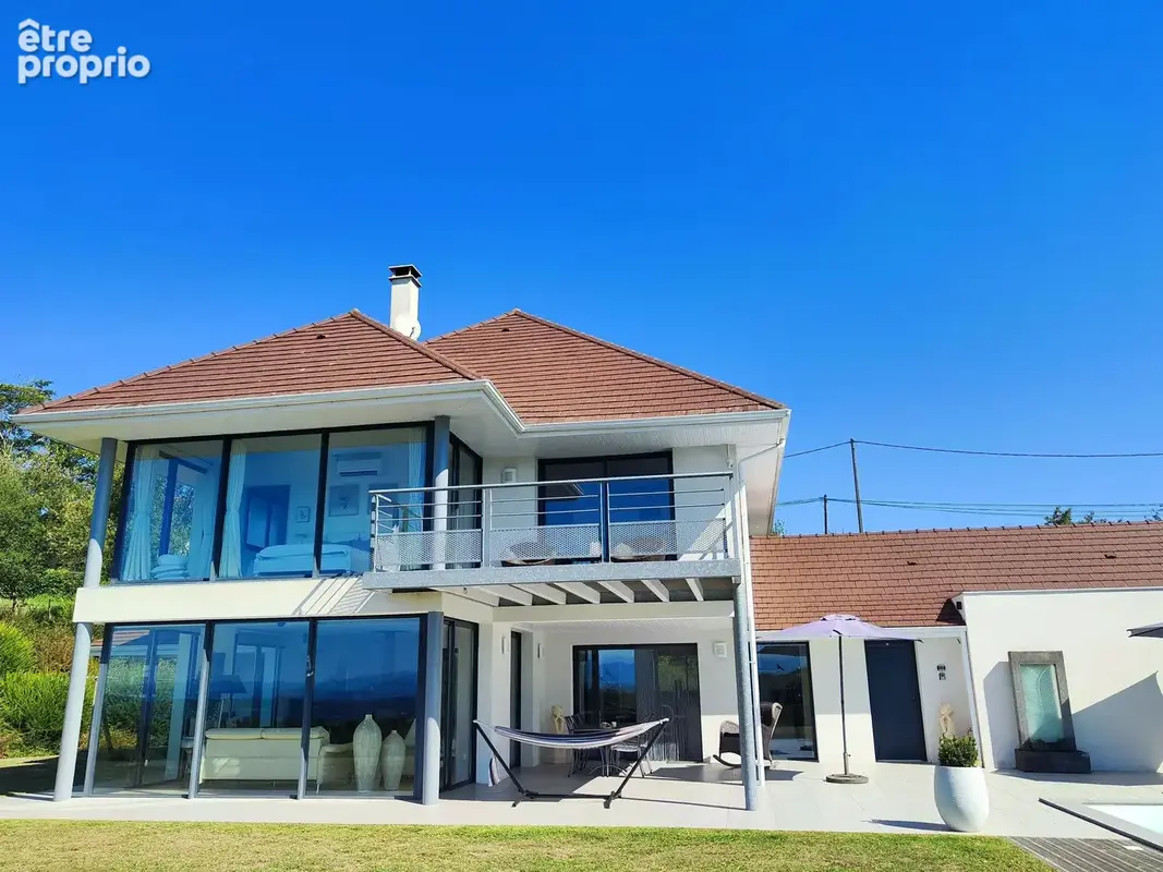Magnifique maison d'architecte perchée sur les hauteurs face aux Pyrénées - photo 2