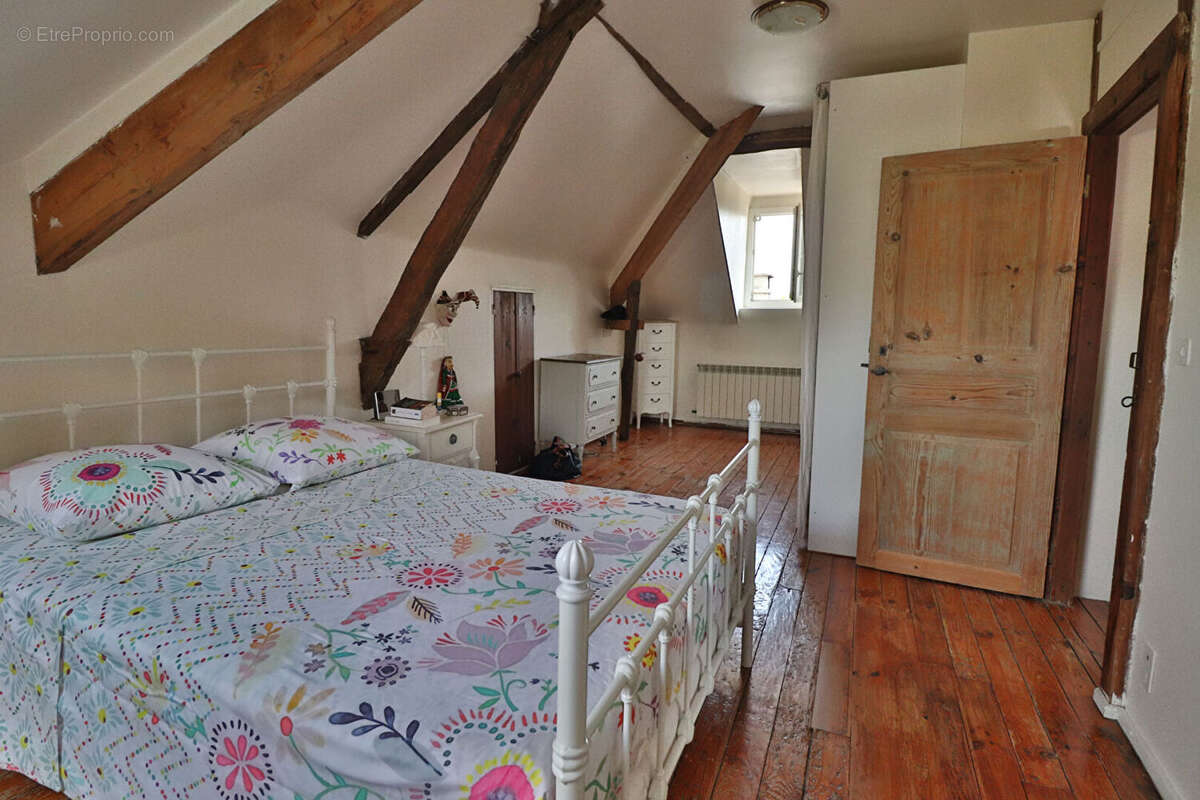 Maison Lasseube 6 pièces 180 m2 - photo 6