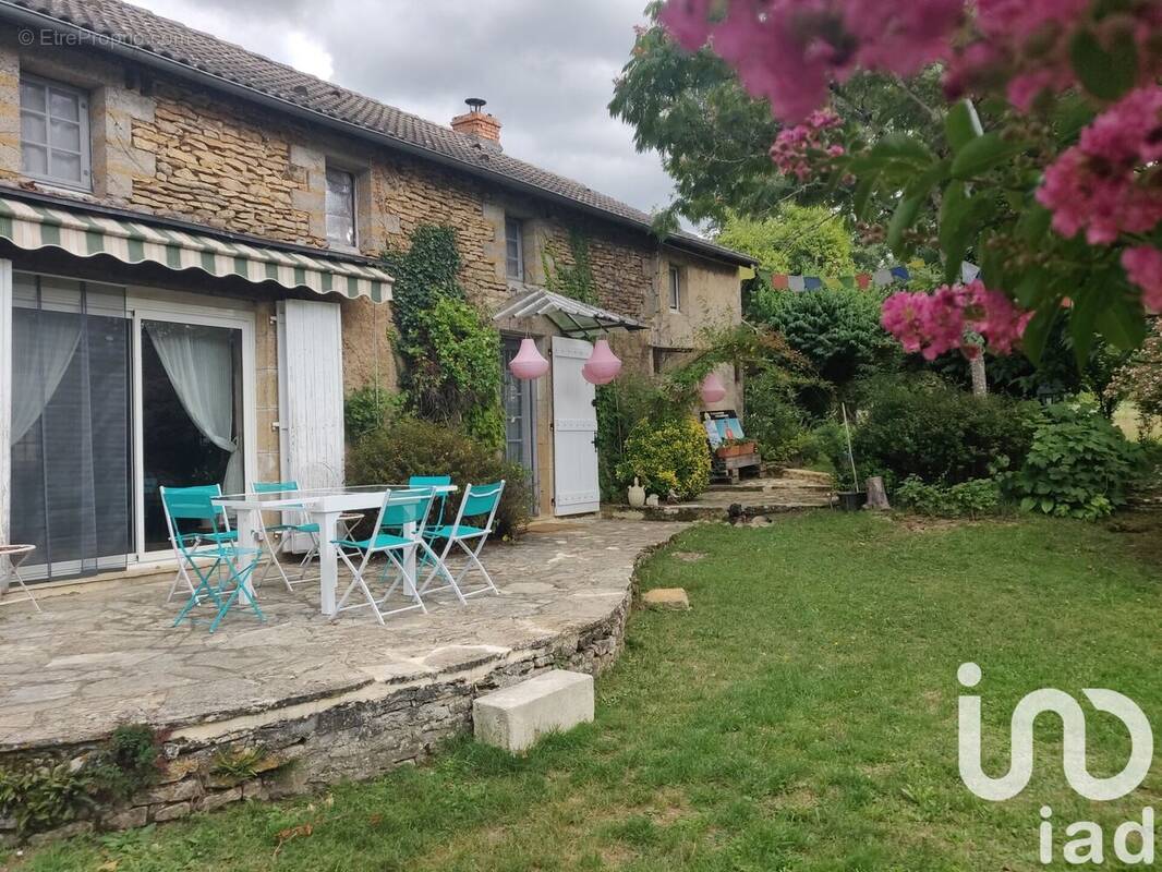 Photo 1 - Maison à ARCHIGNAC