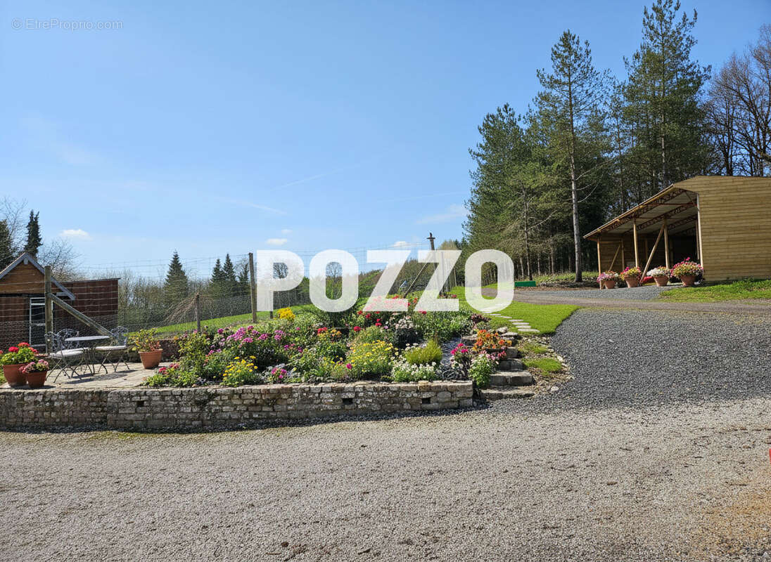 Maison à LE BENY-BOCAGE