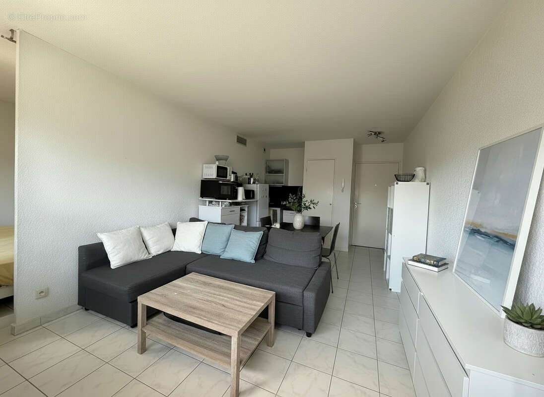 Appartement à MARSEILLE-5E