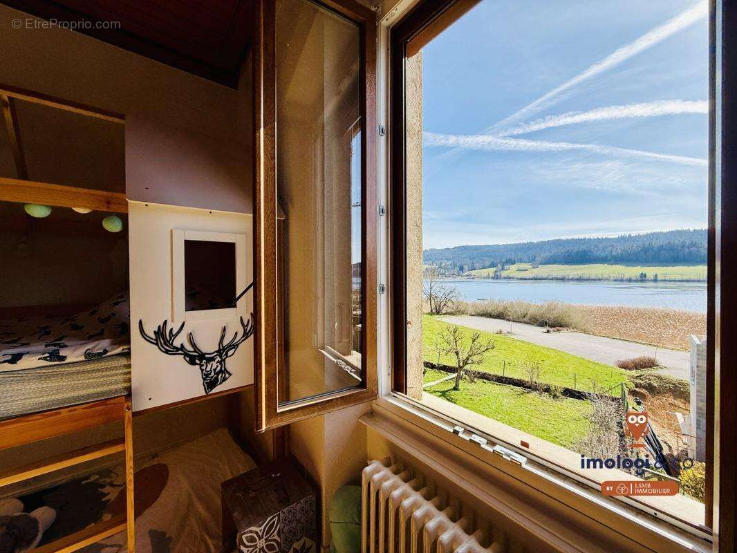 Appartement à SAINT-POINT-LAC