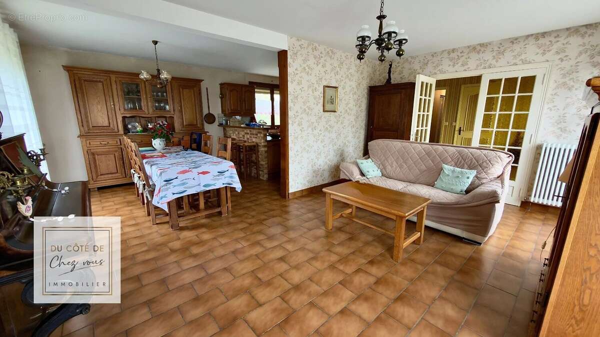 Maison à LA RIVIERE-DE-CORPS