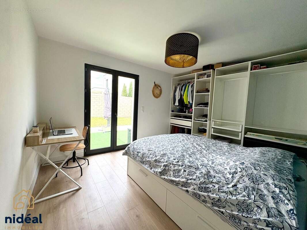 Maison 90 m² à Junas  - photo 9