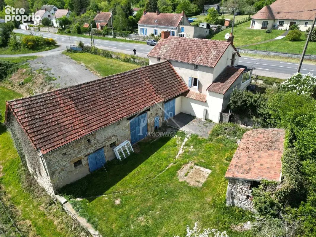Maison à BEZENET