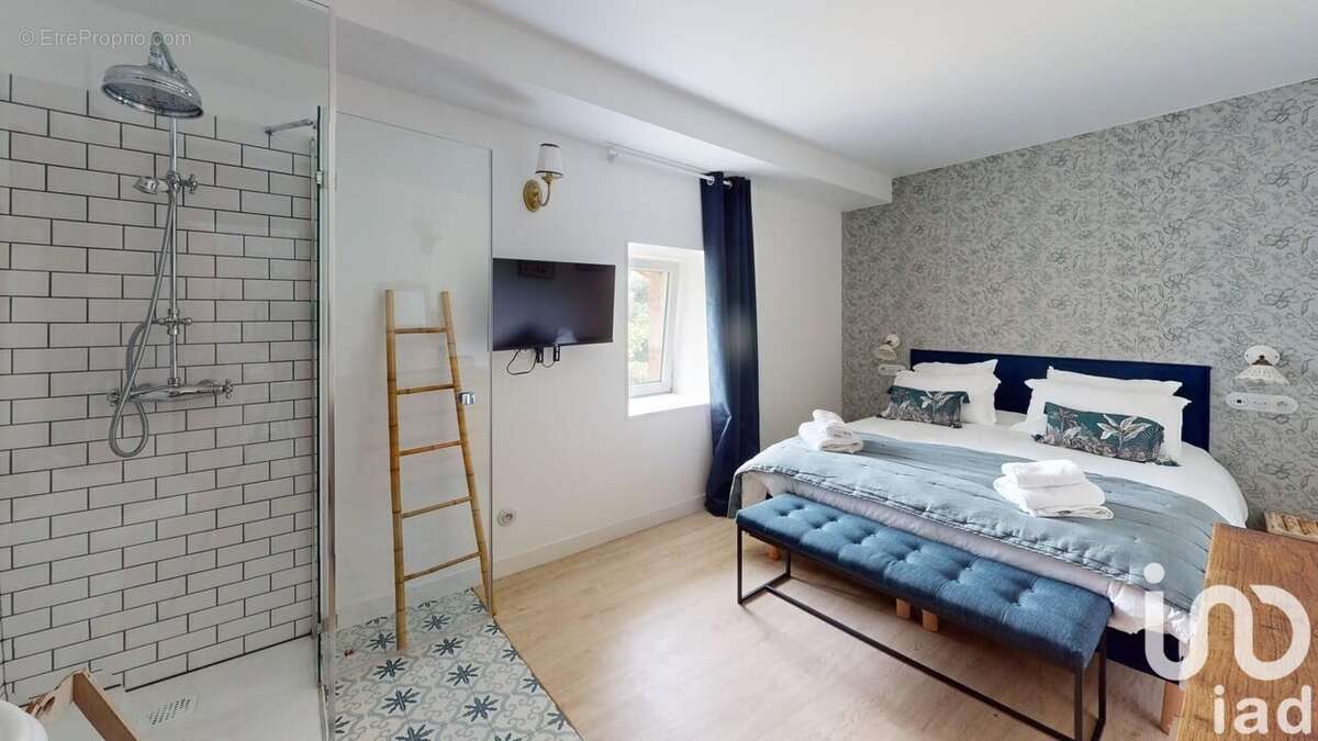 Maison 590 m² à Anais  - photo 9