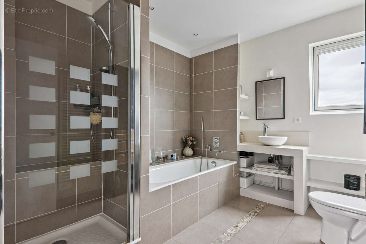 Appartement à SAINT-GRATIEN