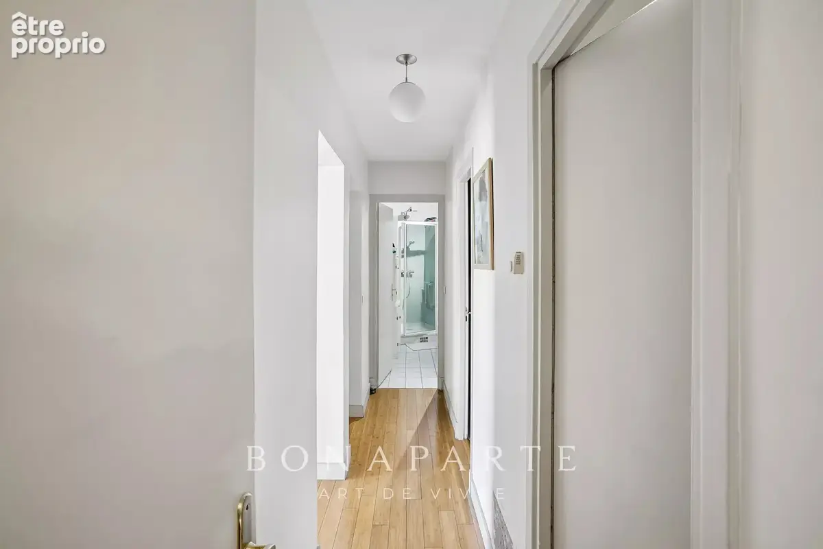 Paris xvie – trocadero  grand t3 avec balcon, ascenseur et cave - photo 7