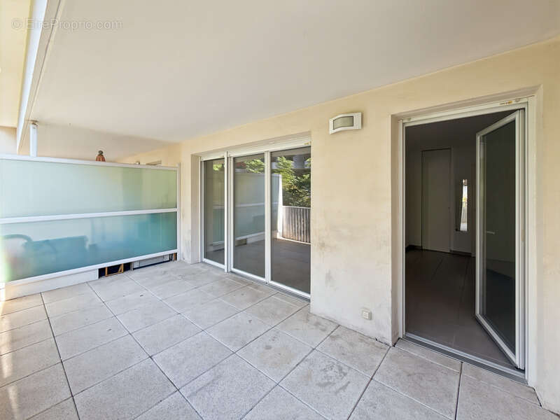 Appartement à JUVIGNAC