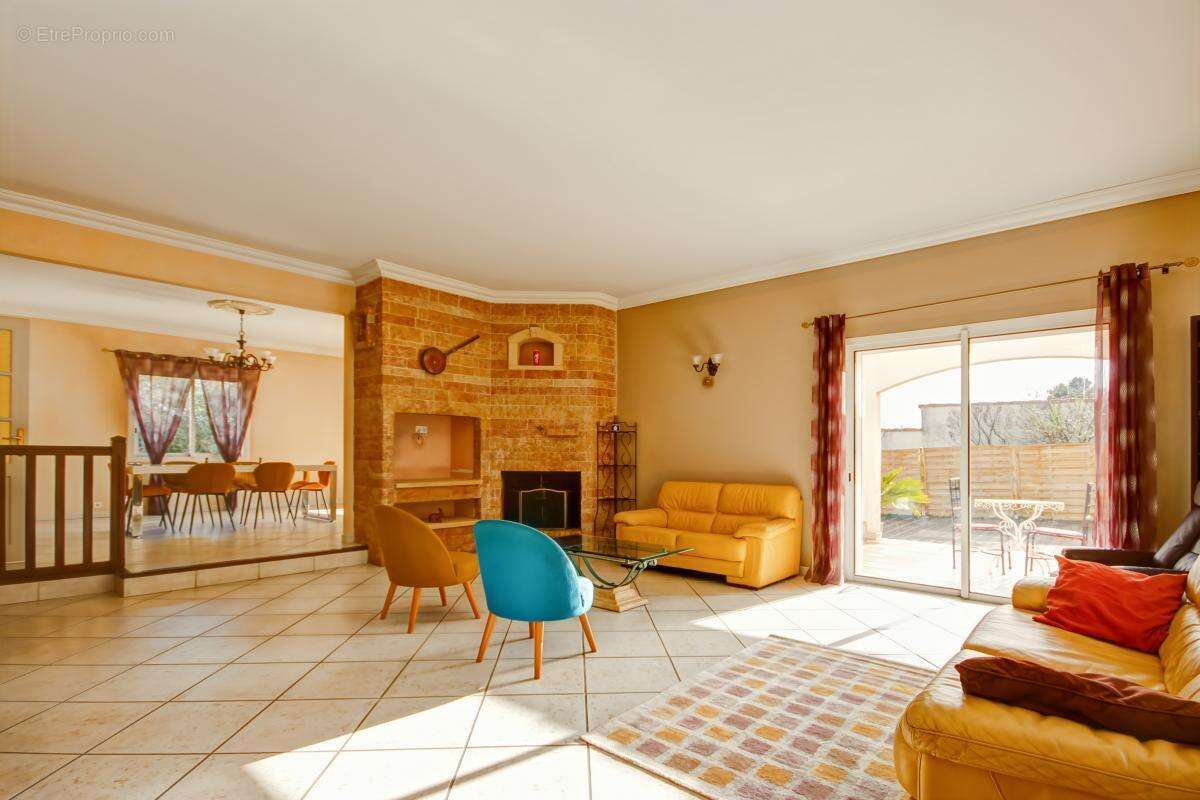 Maison à SAINT-JEAN-DE-VEDAS