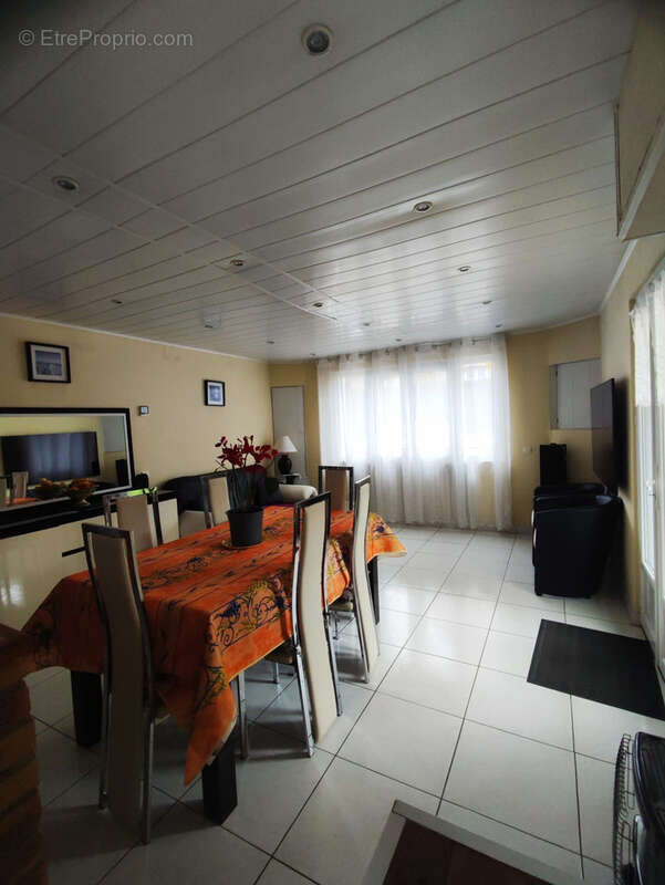 Maison à AULNAY-SOUS-BOIS