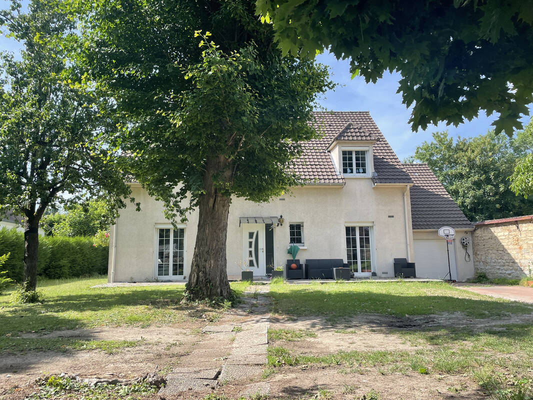Maison à PONTOISE