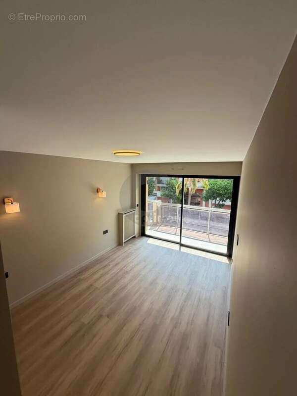 Appartement 75 m² à Menton  - photo 5