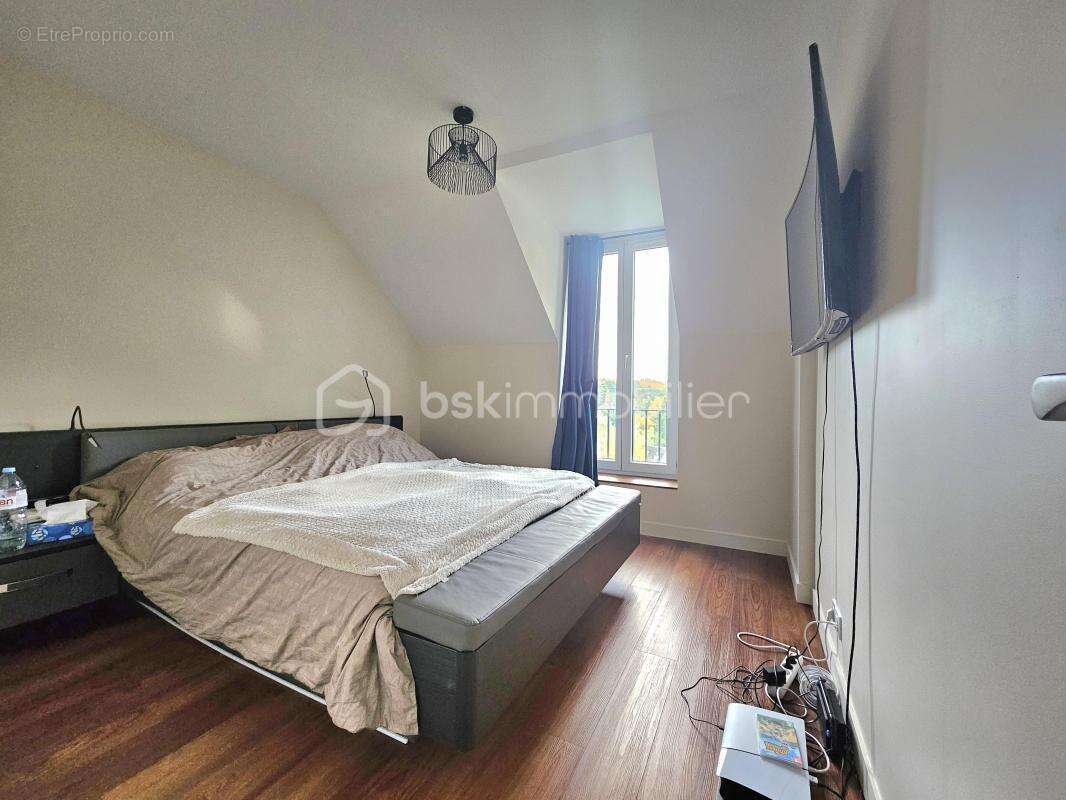 Appartement à FAY-LES-NEMOURS