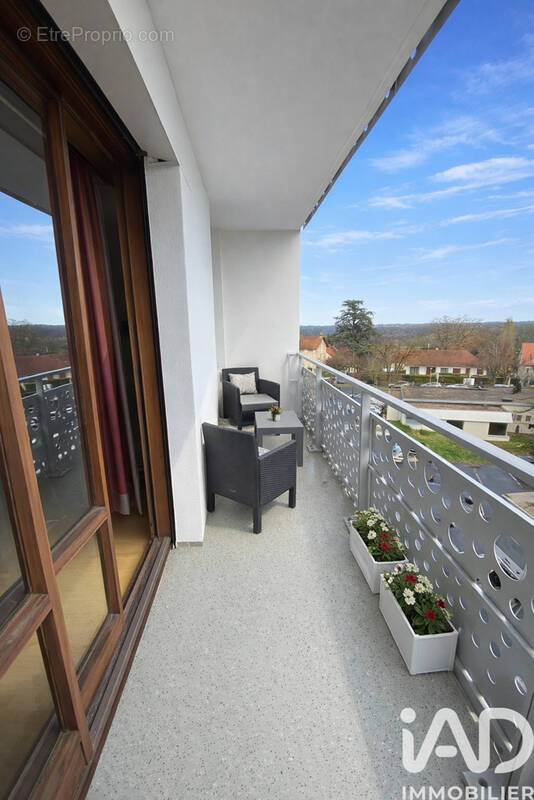 Photo 1 - Appartement à COMBS-LA-VILLE