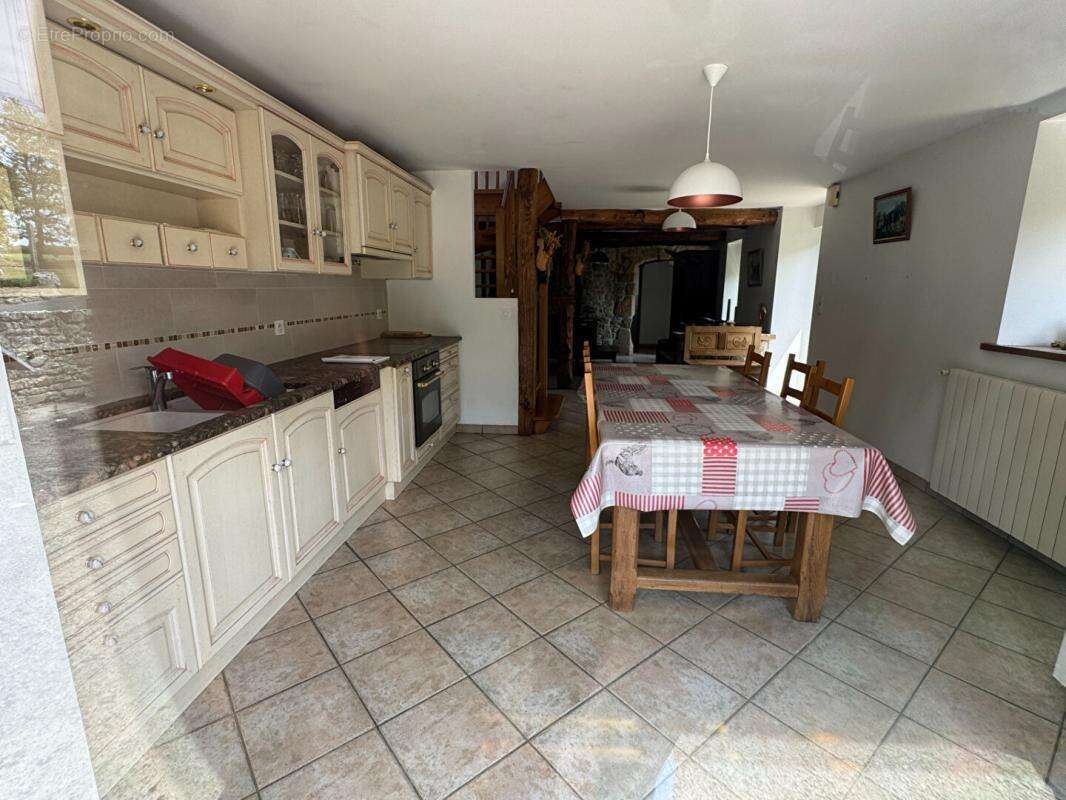 Maison à LANDEVANT