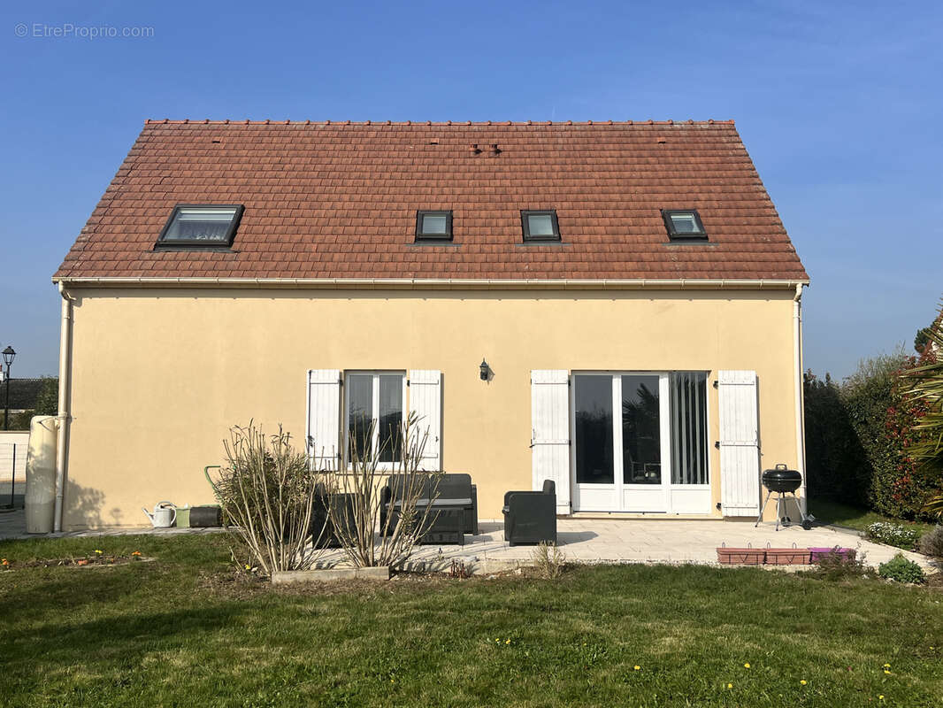 Maison à SERVILLE