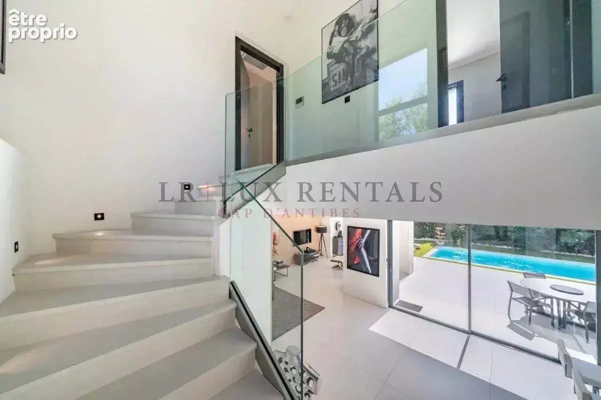 Villa moderne dans un domaine fermé à Juan les pins - photo 5